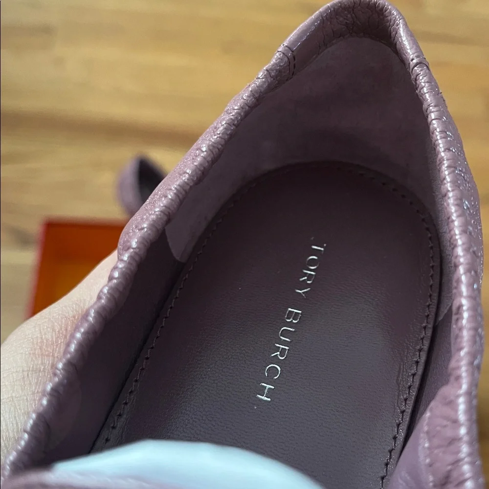 Tory Burch Leather Loafers NIB Size 7 - Picture 4 of 5
